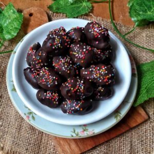 Coklat Praline Kurma Kacang Mete Cantik – Resep