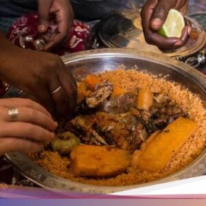 5 Fakta Makan Pakai Tangan yang Banyak Dilakukan Orang Hingga Dunia