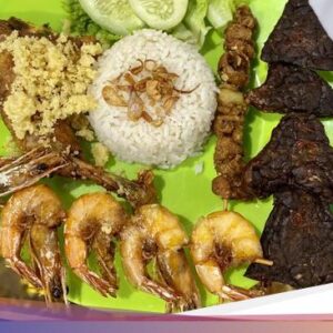 Nasi Uduk Prasmanan Di 35 Pilihan Lauk Sunda