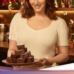 Rahasia Pola Makan Nigella Lawson Turun BB 12 Kg dan Tetap Ngemil Dessert