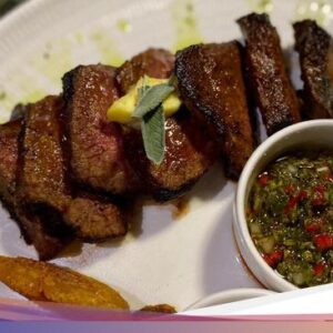 Juicy! Ada Hanger Steak dan Nasgor Kambing Di Resto Terbaru Bandung