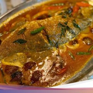 Di Kampoeng Seafood Bisa Cicip Ikan Masak Gulai dan Udang Bumbu ‘Chitato’