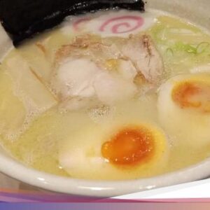 Ramen Halal Berkuah Kental Bersama Topping Karaage