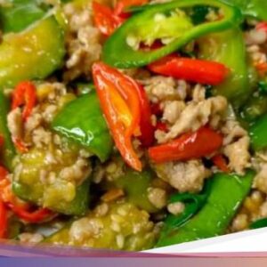 Resep Tumis Terong dan Ayam Cincang, Lauk Praktis Bagi Bekal