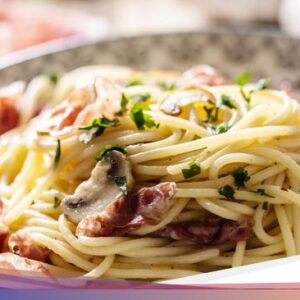 Resep Spaghetti Tumis Jamur dan Beef Bacon yang Gurih Mulur