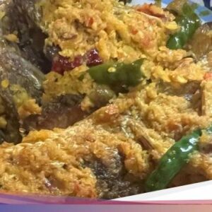 Resep Ikan Goreng Bumbu Acar yang Segar Untuk Lauk Bekal