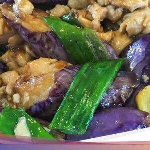 3 Resep Tumis Terong dan Ayam Berbumbu Pedas Gurih
