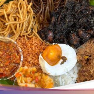 Kelezatan Nasi Cumi Hitam Madura yang Legendaris Dari 1986