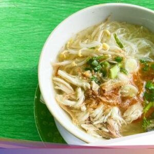 Resep Soto Ayam Semarang Berkuah Bening yang Gurih Hangat