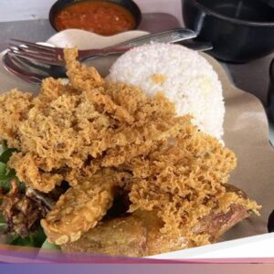 3 Resep Ayam Goreng Khas Nusantara yang Lokal Banget