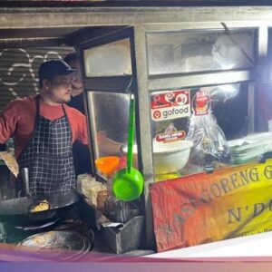 Citarasa Kaki Lima Viral Di Gandaria, Kandidatteratas Anak Jaksel hingga Raisa!