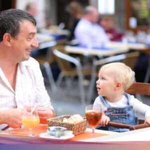 Duh! Pelayan Masih Sering Taruh Konsumsi Panas Ke Didekat Bayi