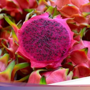 Manfaat Buah Naga Sebagai Kesejaganan & Resep Bikin Dragon Fizz