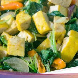 3 Resep Sayur Bayam Kuah Bening hingga Tumisan yang Bernutrisi Tinggi