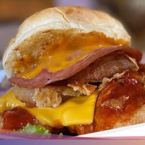 7 Burger Enak Isi Melimpah Ke Bekasi, Harganya Mulai Di Rp 25 Ribu!