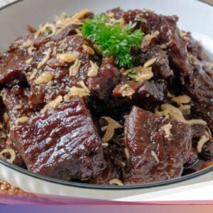 Resep Semur Daging Sapi Khas Betawi, Gurih Manisnya Bikin Nambah Nasi!