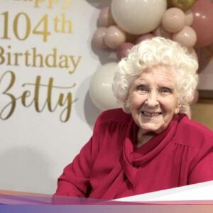 Terungkap! Konsumsi yang Bersama Sebab Itu Rahasia Umur Panjang Nenek 104 Tahun