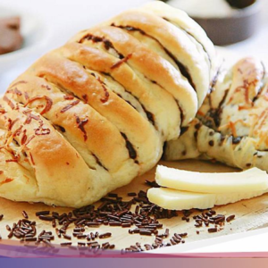 Tak Lekang Waktu! 5 Bakery Legendaris Surabaya yang Masih Dikejar
