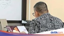 Gaul! Anang Hermansyah Kongkow Bareng Teman Kampus Untuk-Untuk Lumiere