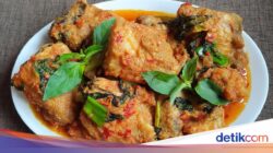 Resep Ayam Rica-Rica Kemangi ala Restoran, Wangi Rempahnya Bikin Ngiler!