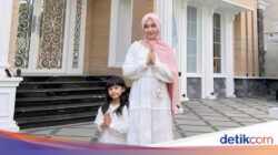 Ria Ricis Bikin Konten Makan hingga Masak Bareng Aisar Khaled