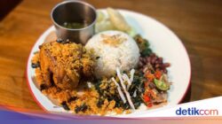 Bingung Cari Makan Siang? Cobain 5 Nasi Bali Halal Hingga Jakarta