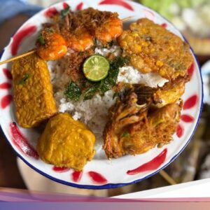 Wajib Coba! 5 RM Sunda Prasmanan Di Jakarta yang Sambalnya Mendominasi