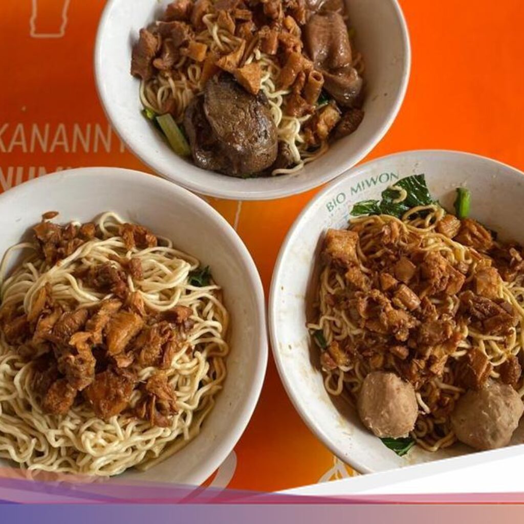 7 Mie Ayam Kaki Lima Paling Enak Hingga Jakarta, Harga Mulai Rp 10 Ribuan!