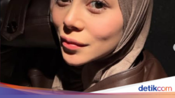Intip Keseruan Lesti Kejora Jualan Bakso Keliling Pakai Kendaraan Bermotor Roda Dua