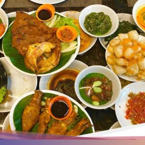 Makan Siang ala Turis Malaysia Ke Pagi Sore PIK, Habis Berapa Ya?