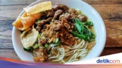 Bosan Menu Daging Kurban? Ini 3 Resep Mie Ayam ala Abang-Abang yang Gurih