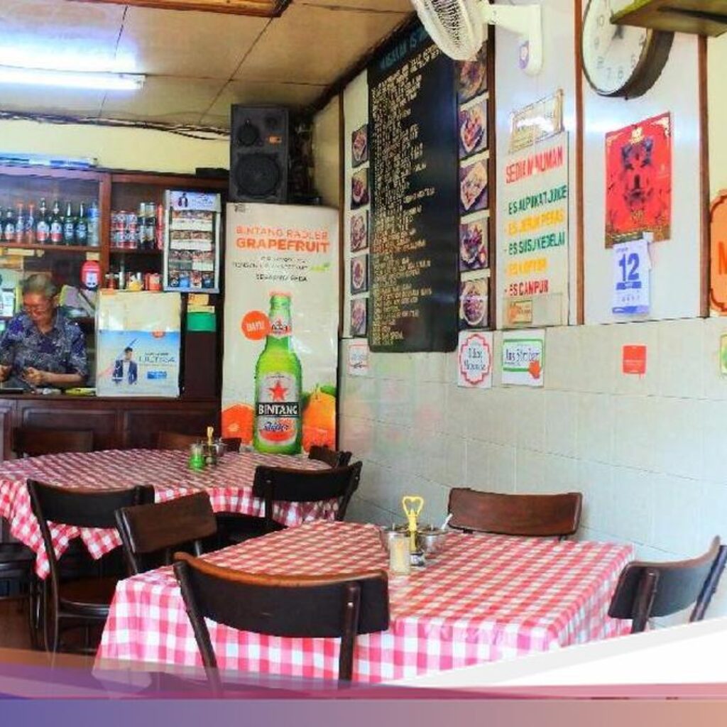 5 Makanan Legendaris Di Gondangdia yang Bikin Makan Siang Makin Mantap