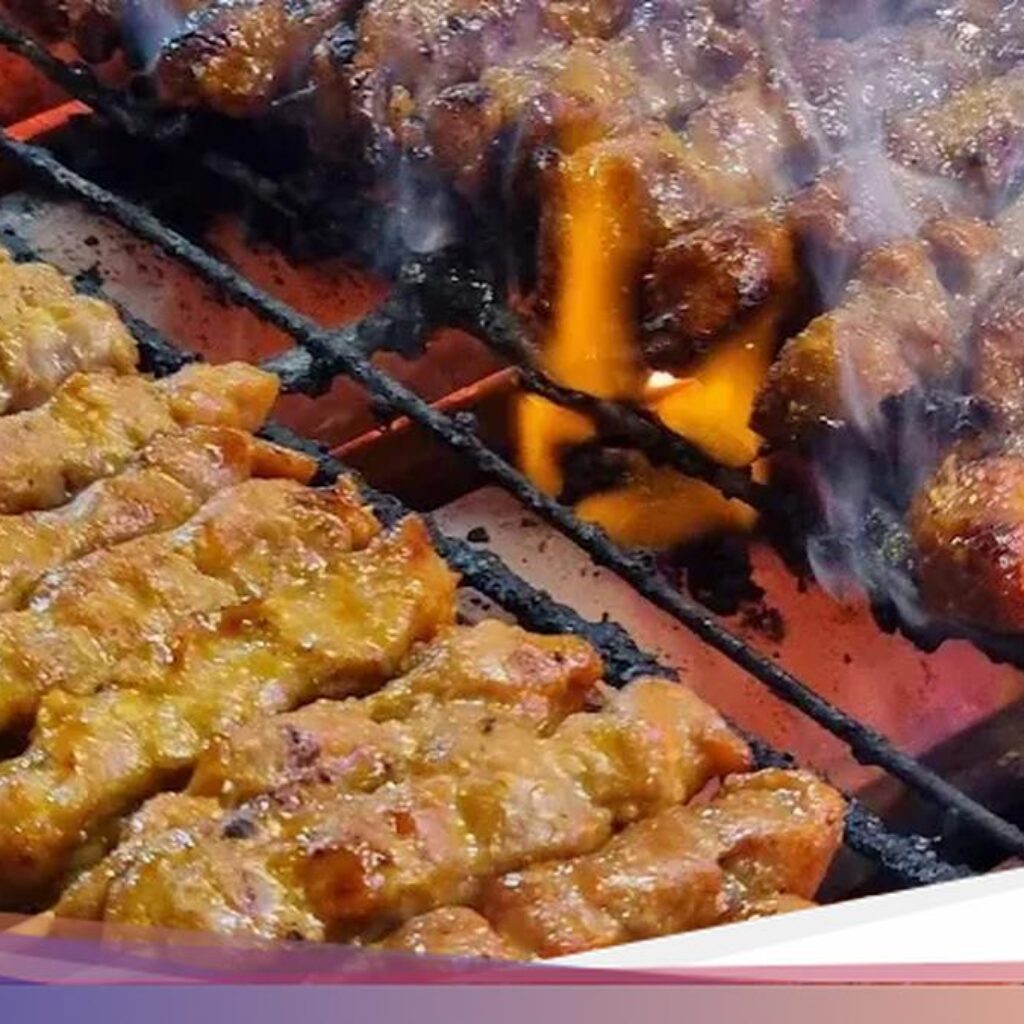 5 Masakan Nonhalal Paling Legendaris Ke Bandung, Ada Mie hingga Sate Babi!