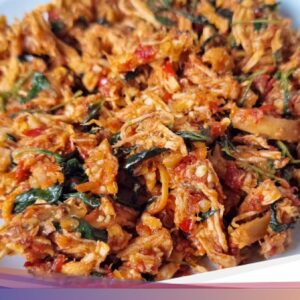 Resep Ayam Suwir Kemangi Pedas Khas Bali, Hati-hati Bikin Boros Nasi!
