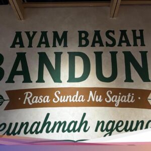 Ngeunah Pisan! Ayam Goreng Basah Khas Bandung Didalam 4 Sambal Refill