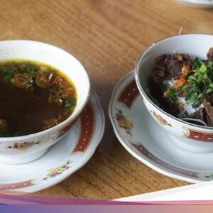 Blusukan Cari 5 Soto Padang Legendaris Ke Jakarta, Ada yang Sebelum 1942!