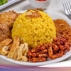Resep Nasi Kuning Rice Cooker yang Pulen Gurih Buat Kegiatan Spesial