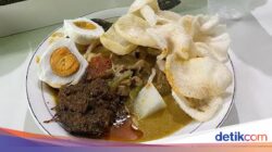 Makan Enak Di Pasar Tebet Barat, 7 Tempat Ini Karena Itu Langganan Warlok!