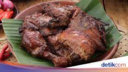 3 Resep Ayam Ungkep, Bumbu Kuning hingga Kalasan yang Meresap Di Tulang