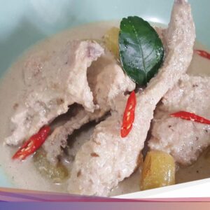 Resep Opor Ayam Putih Spesial yang Kental dan Bumbunya Meresap