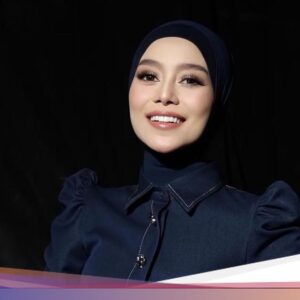 Kompak! Lesti Kejora dan Rizky Billar Makan Durian hingga Minum Minuman Bareng