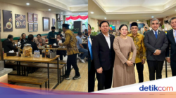 5 Tempat Makan Siang Langganan Pejabat, Menunya Gado-gado hingga Soto Banjar!