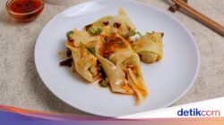 Resep Wonton Chili Oil yang Pedasnya Nagih Buat Camilan